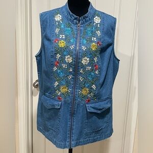 COUNTRY STORE EMBROIDERED FLORAL DENIM VEST SIZE L